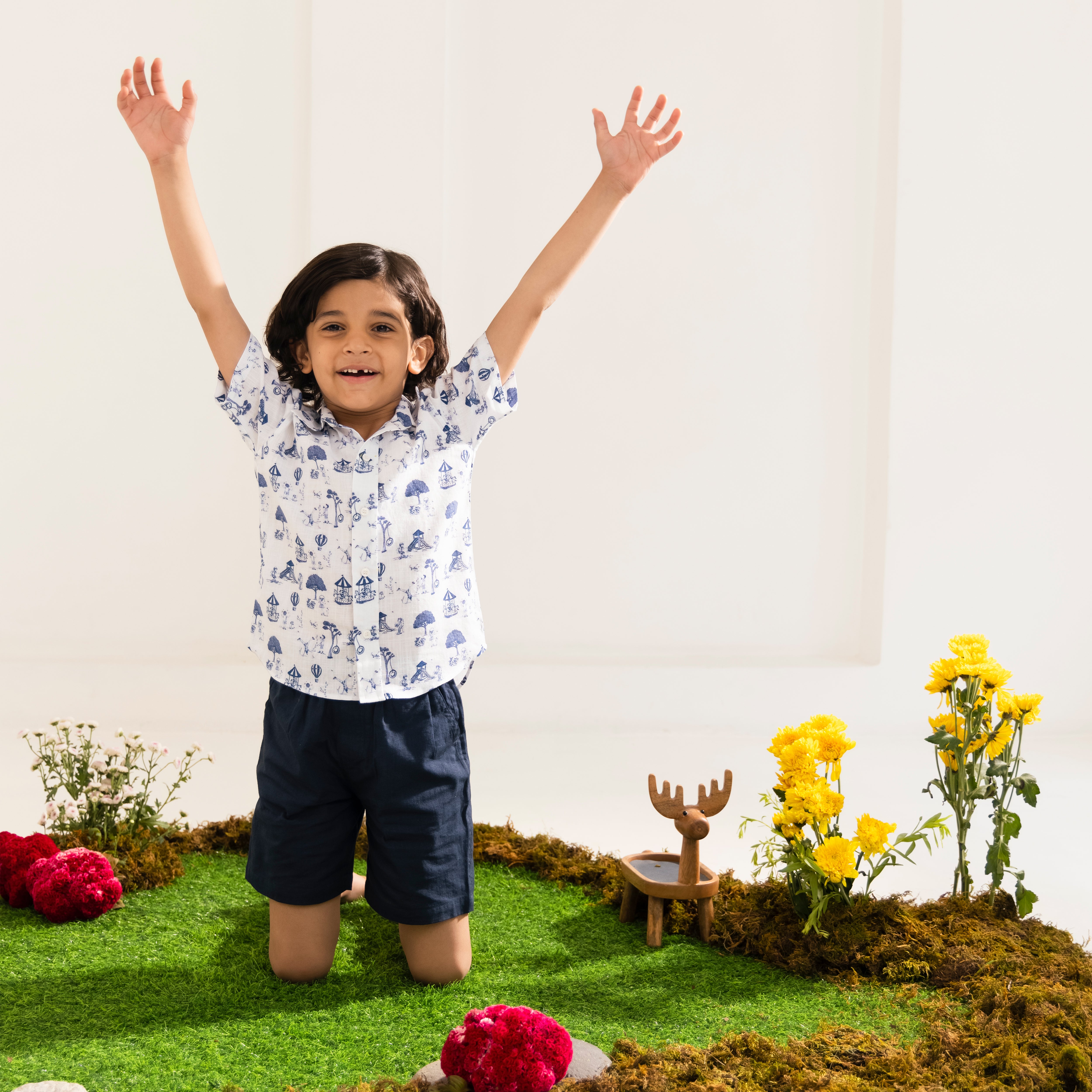 Kai Circus Print Linen Set