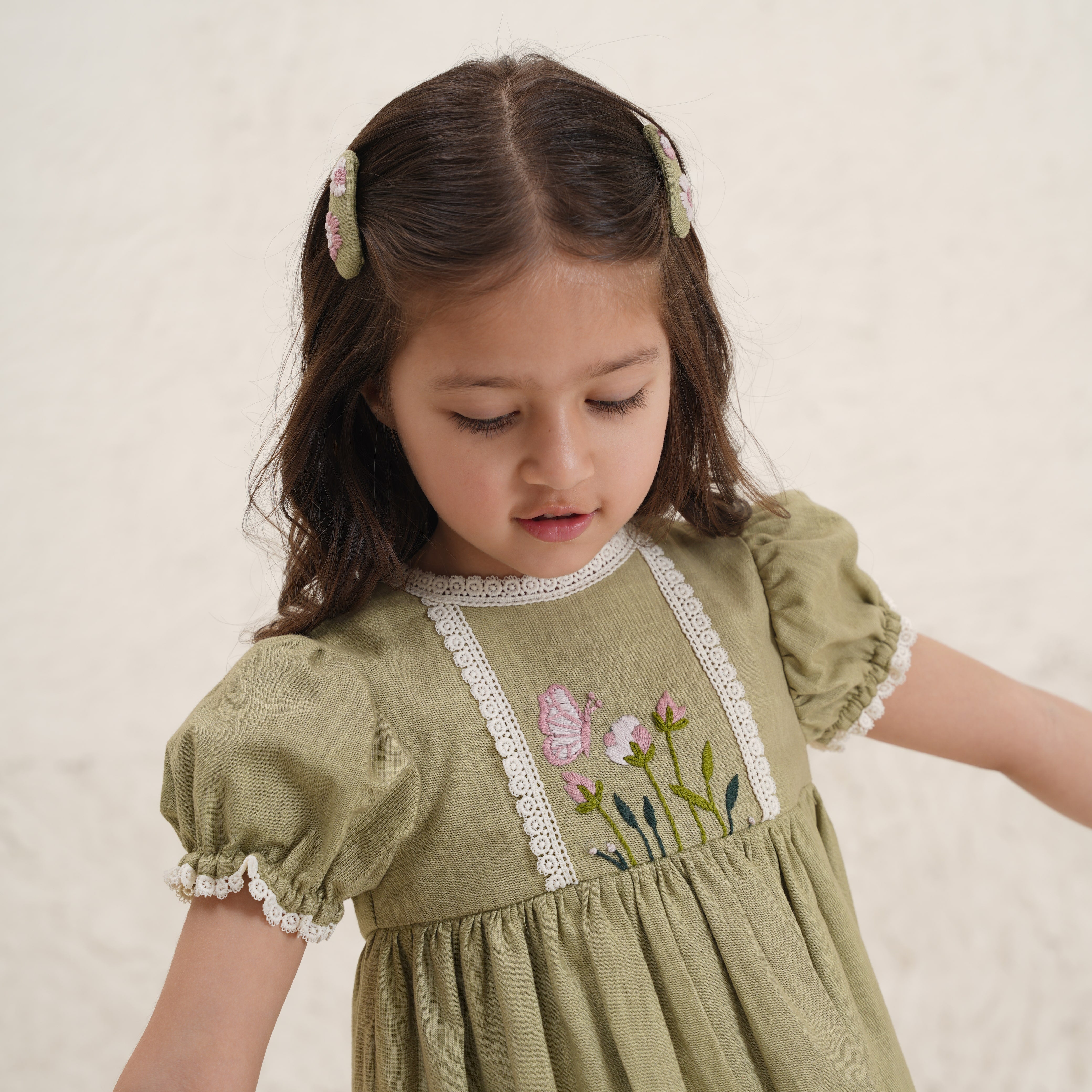 Sera - Bibbity Bobbity