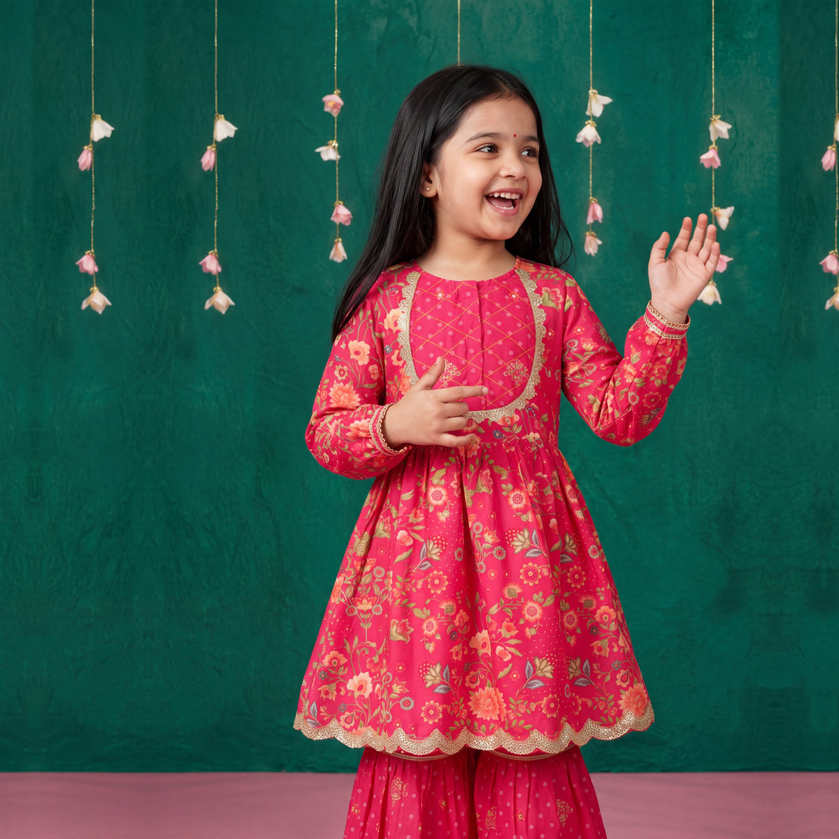 Inaya Sharara Set