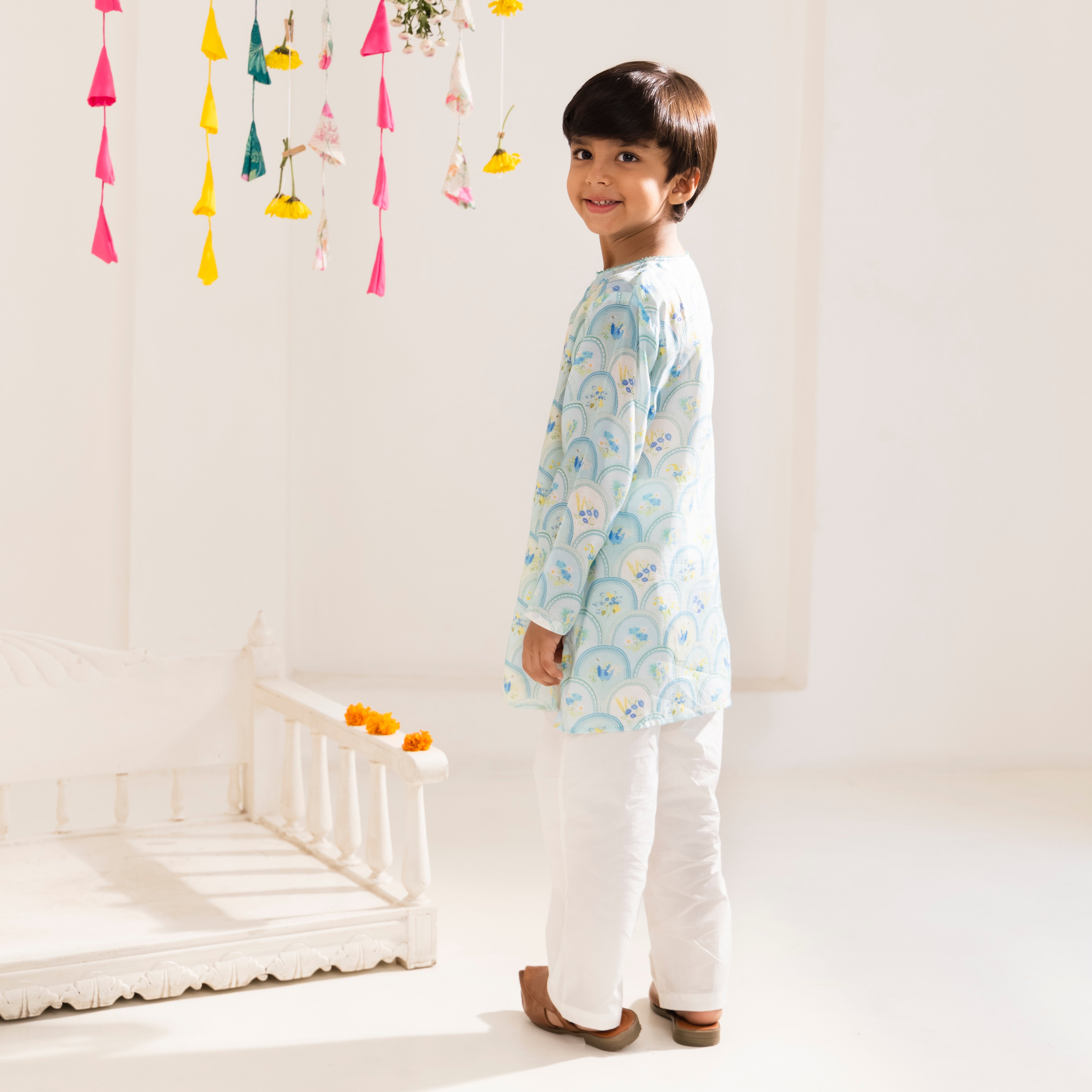 Veyaan Sky Blue Scallop Kurta Set