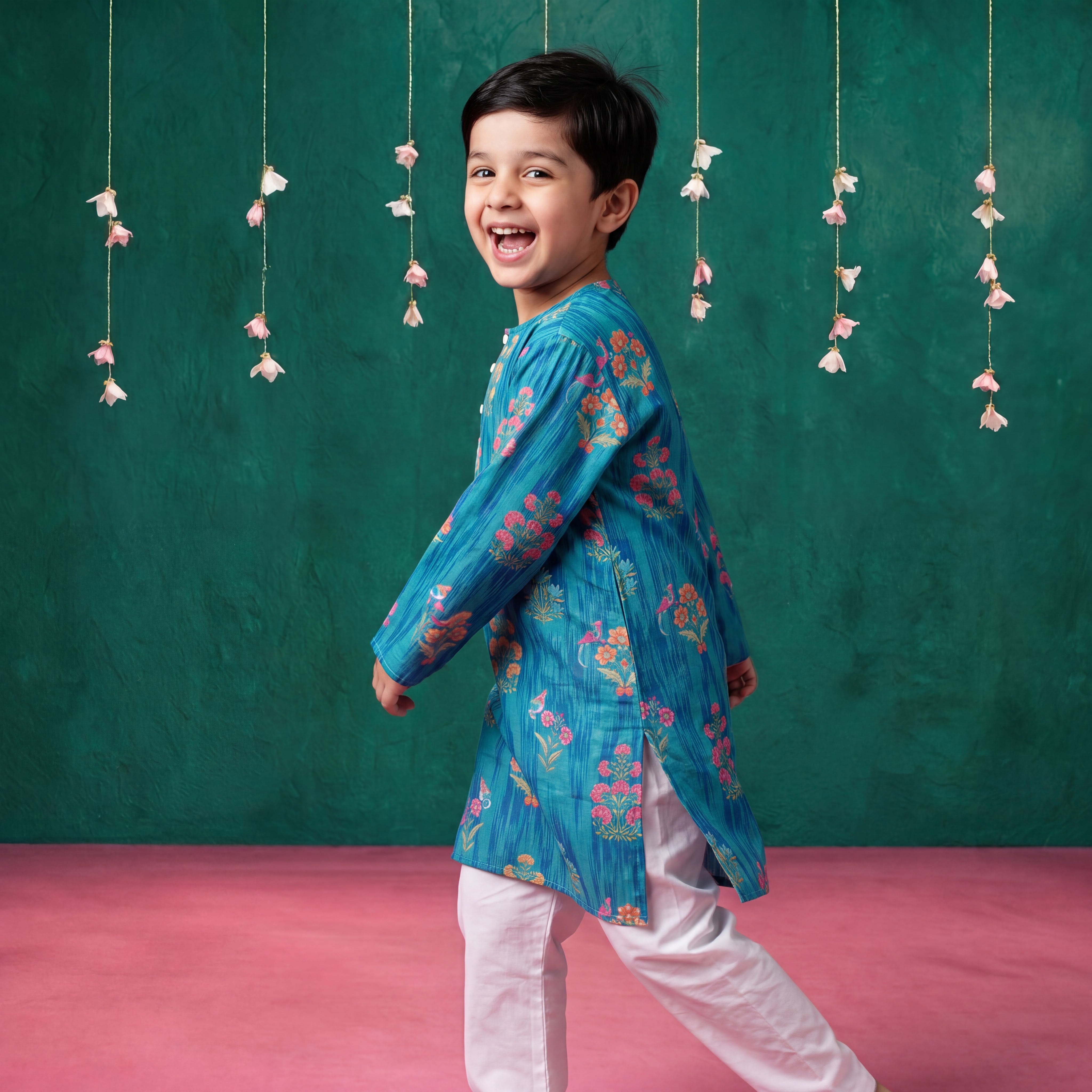 Zavian Kurta Set