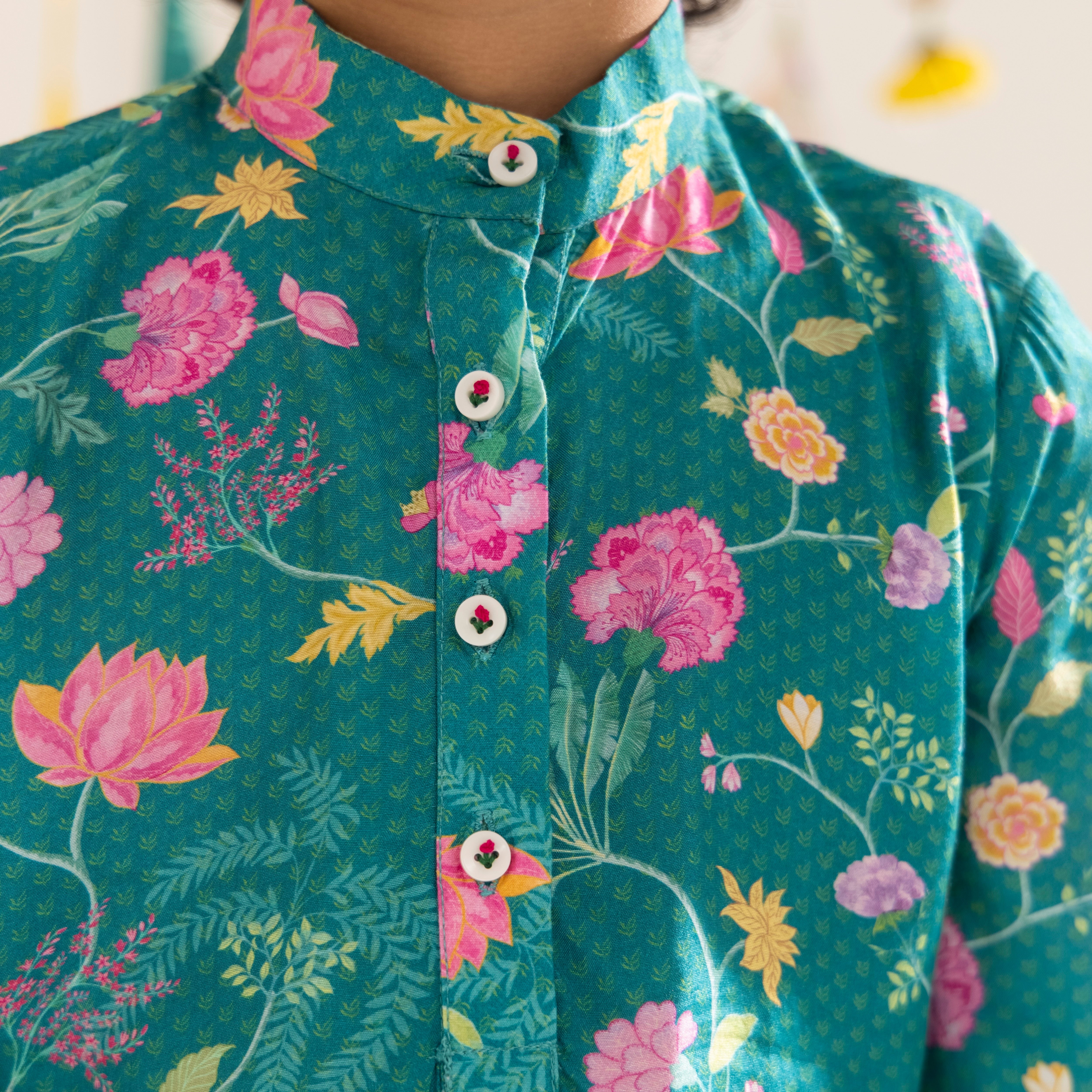 Aavir Floral Green Kurta